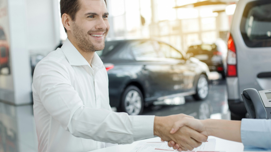 Looking into selling your leased car in LA? Learn the step-by-step process, brand restrictions, and how World Auto Group helps you get the best value.