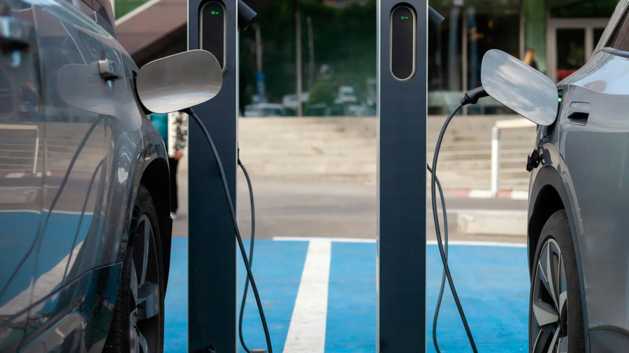 Learn how Trump's proposed order to end the electric vehicle mandate could influence the auto industry.